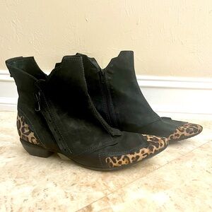 Clocharme women’s size 41 black leather ankle boots with leopard print d…